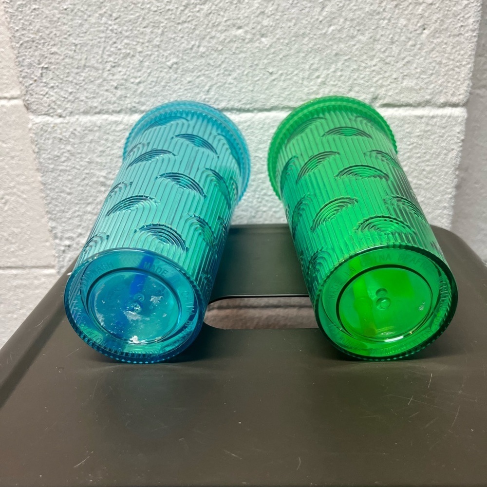 Colorful Textured Tumblers with Straws - Picture 2 of 3